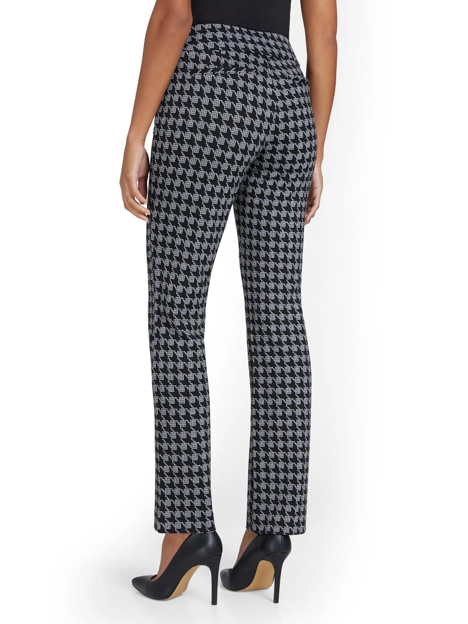 Petite Pull-On Houndstooth Straight-Leg Ponte Pant - Superflex